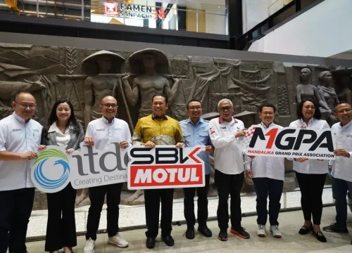 Jajaran petinggi yang hadir pada pembukaan presale tiket WSBK di Sarinah (31/8)